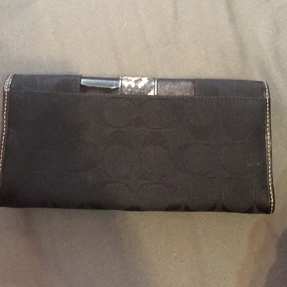 coach wallet - Picture 4 of 4